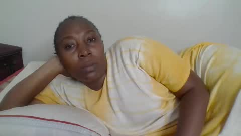 Noreen Kennth and Emilly online show from 12-20-25, 07:37