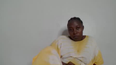 Noreen Kennth and Emilly online show from 01-07-26, 06:21