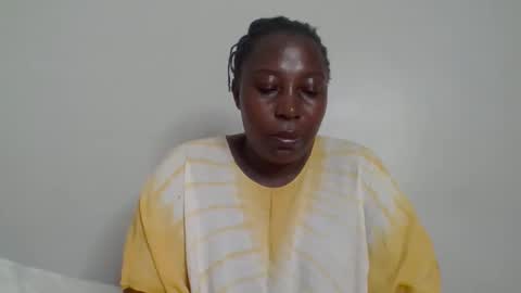 Noreen Kennth and Emilly online show from 02-18-26, 06:20