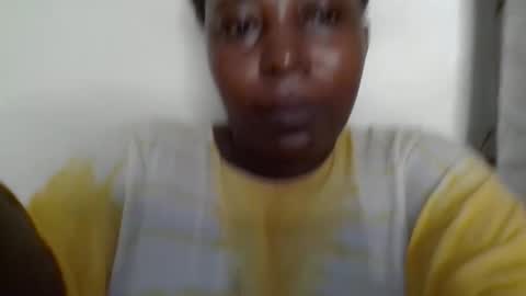 Snapshot of alesha_ chatting on 05-12-26, 07:49 Noreen Kennth and Emilly online show from 05-12-26, 07:49