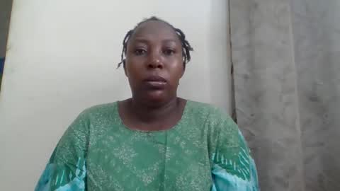 Snapshot of alesha_ chatting on 05-19-26, 06:20 Noreen Kennth and Emilly online show from 05-19-26, 06:20