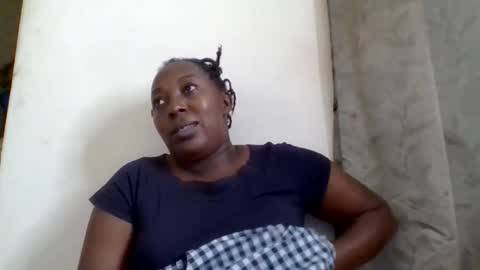 Snapshot of alesha_ chatting on 05-24-26, 06:35 Noreen Kennth and Emilly online show from 05-24-26, 06:35