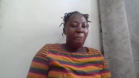 Snapshot of alesha_ chatting on 06-02-26, 05:42 Noreen Kennth and Emilly online show from 06-02-26, 05:42