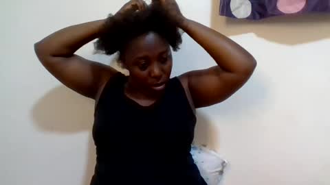 Snapshot of alesha_ chatting on 07-07-26, 07:29 Noreen Kennth and Emilly online show from 07-07-26, 07:29