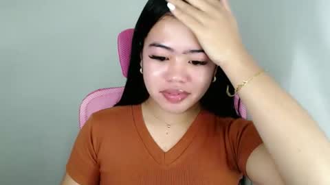 Snapshot of alesha_vibe_me chatting on 05-21-26, 08:43 alesha_vibe_me online show from 05-21-26, 08:43