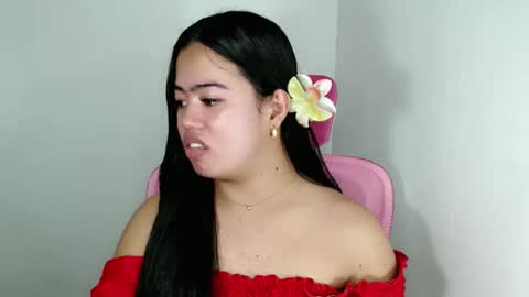 Snapshot of alesha_vibe_me chatting on 05-21-26, 08:49 alesha_vibe_me online show from 05-21-26, 08:49
