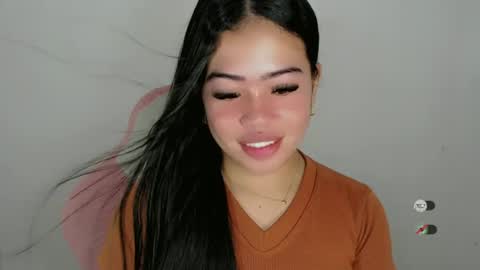 Snapshot of alesha_vibe_me chatting on 06-23-26, 06:17 alesha_vibe_me online show from 06-23-26, 06:17