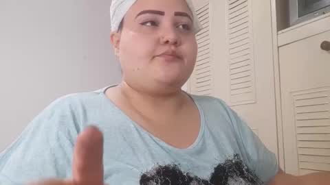 Snapshot of alesia_jones01 chatting on 02-18-26, 04:41 Alesia jones01 online show from 02-18-26, 04:41