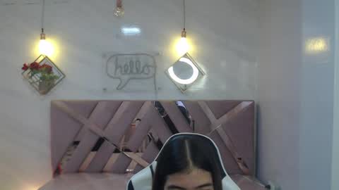 Snapshot of alesia_v chatting on 05-31-26, 03:15 Live 1000pm 600am COLOMBIAN HOUR online show from 05-31-26, 03:15