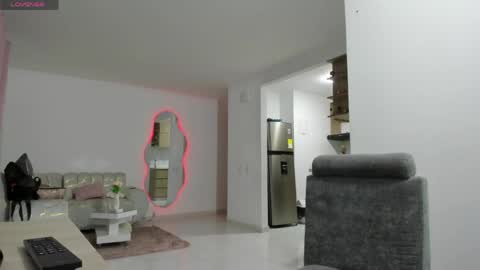 Snapshot of alesiacooper chatting on 04-16-26, 03:07 alesia online show from 04-16-26, 03:07