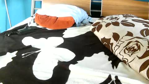 Alesia online show from 06-28-26, 11:38
