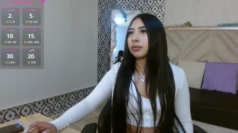 Snapshot of alesiia_tay chatting on 05-19-26, 12:00 alesiia_tay online show from 05-19-26, 12:00