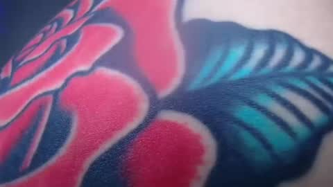 QUEEN OFF MILk  IM BACK  15 NOV online show from 01-11-25, 03:55