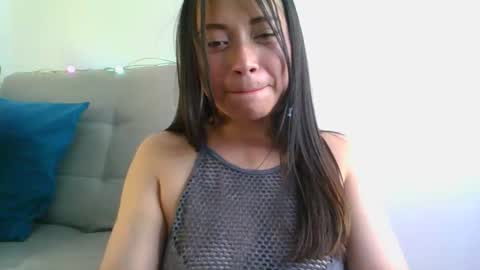 QUEEN OFF MILk  IM BACK  15 NOV online show from 05-25-26, 09:43