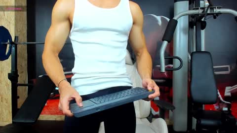 Snapshot of aless_king chatting on 02-08-25, 11:55 Alessandro King online show from 02-08-25, 11:55