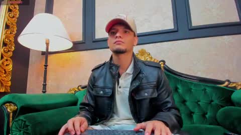 Snapshot of aless_king chatting on 02-09-25, 12:08 Alessandro King online show from 02-09-25, 12:08