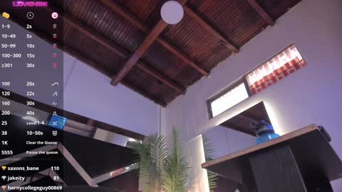 Snapshot of alessa_wells chatting on 12-20-24, 02:27 Alessa online show from 12-20-24, 02:27