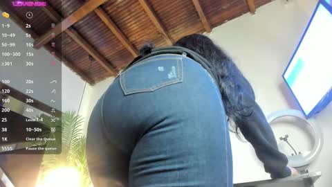 Snapshot of alessa_wells chatting on 02-11-25, 11:10 Alessa online show from 02-11-25, 11:10