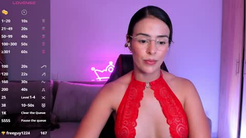 Snapshot of alessandramoreli chatting on 01-24-25, 10:51 AlessandraMoreli Its my birthday online show from 01-24-25, 10:51