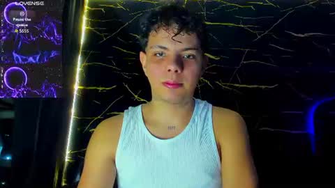 Snapshot of alessandro__777 chatting on 06-23-26, 04:32 Alessandro online show from 06-23-26, 04:32