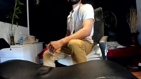 ALESSANDRO  WYE online show from 10-31-25, 02:23