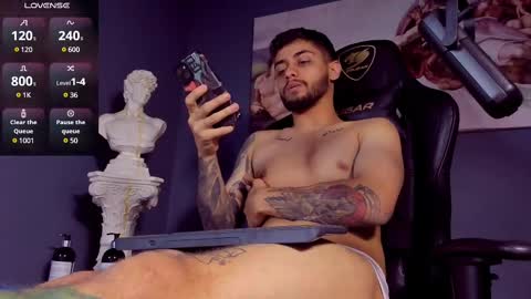 Snapshot of alessandro_duty chatting on 03-08-25, 11:07 Alessandro INDEPENDENT MODEL online show from 03-08-25, 11:07