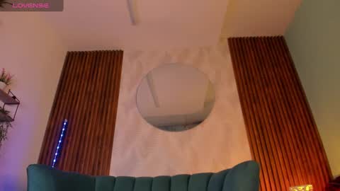 Alessandro Dybala online show from 01-30-25, 12:37