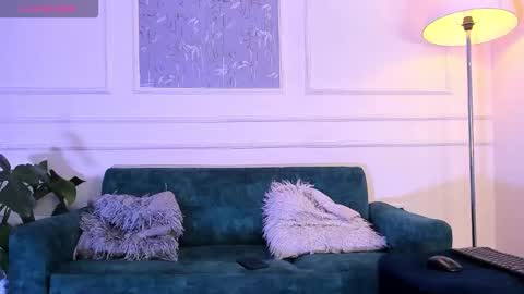 Alessandro Dybala online show from 10-18-25, 12:50