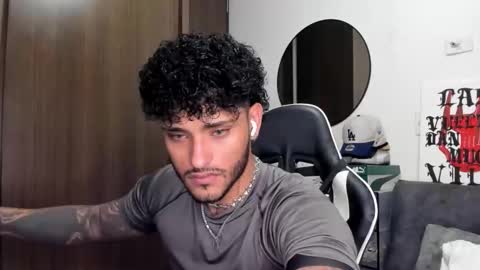 Alessandro Vanni online show from 09-09-25, 03:06