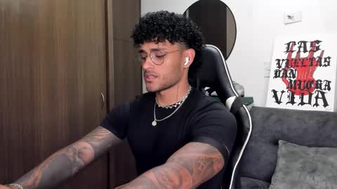 Alessandro Vanni online show from 10-05-25, 11:13