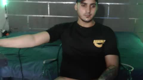 Snapshot of alessandrobooy chatting on 05-29-26, 04:21 alessandro online show from 05-29-26, 04:21