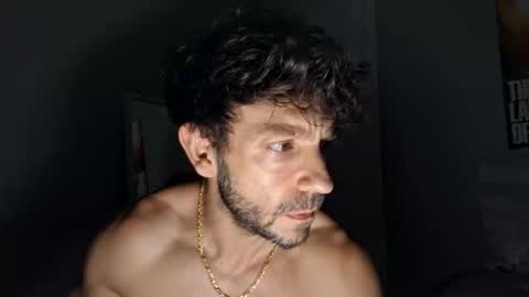 Snapshot of alessandrospain82 chatting on 09-21-25, 07:21 Alessandro online show from 09-21-25, 07:21