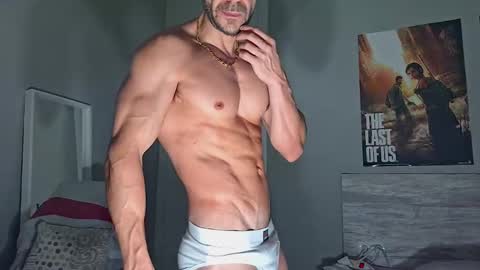 Snapshot of alessandrospain82 chatting on 09-26-25, 06:28 Alessandro online show from 09-26-25, 06:28