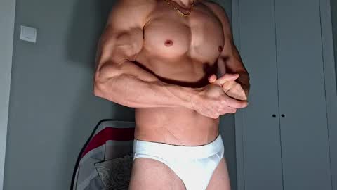 Snapshot of alessandrospain82 chatting on 11-04-25, 07:18 Alessandro online show from 11-04-25, 07:18