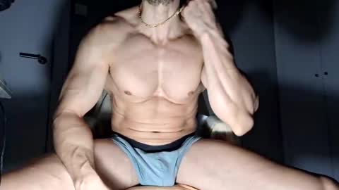 Snapshot of alessandrospain82 chatting on 11-20-25, 07:13 Alessandro online show from 11-20-25, 07:13