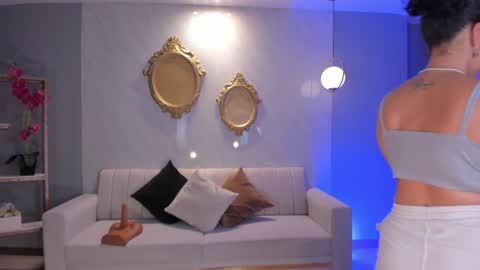 ALESSA ROMERO  online show from 01-30-25, 01:55