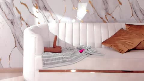 ALESSA ROMERO  online show from 03-11-25, 01:48