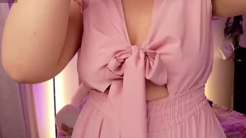 Snapshot of alessia_dolce chatting on 06-17-26, 02:58 alessia dolce online show from 06-17-26, 02:58