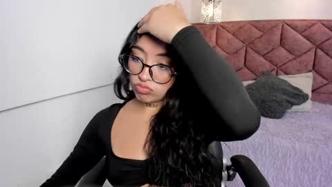 Snapshot of alessia_storm_ chatting on 05-21-26, 08:49 Alessia online show from 05-21-26, 08:49