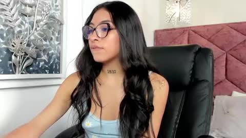Snapshot of alessia_storm_ chatting on 06-11-26, 10:08 Alessia online show from 06-11-26, 10:08