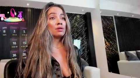 Snapshot of alessia_taylorr chatting on 02-24-25, 06:04 Alessia Everyday From 0530 to 1430 Col Time online show from 02-24-25, 06:04