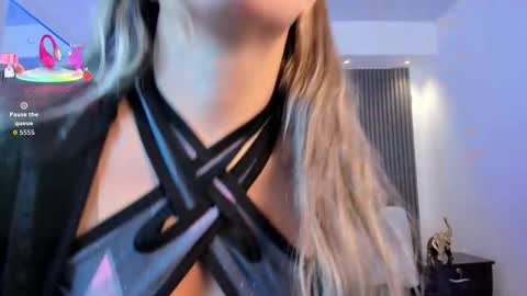 Snapshot of alessia_taylorr chatting on 09-10-25, 11:54 Alessia Everyday From 0530 to 1430 Col Time online show from 09-10-25, 11:54