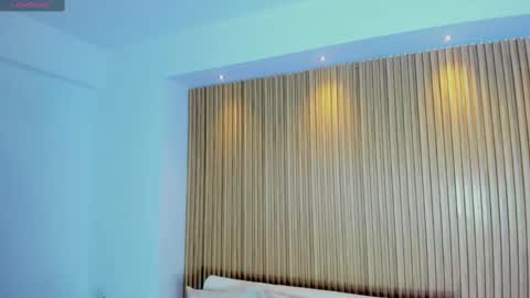 Snapshot of alessia_taylorr chatting on 09-27-25, 11:37 Alessia Everyday From 0530 to 1430 Col Time online show from 09-27-25, 11:37