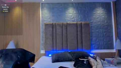 Snapshot of alessia_taylorr chatting on 11-18-25, 11:36 Alessia Everyday From 0530 to 1430 Col Time online show from 11-18-25, 11:36