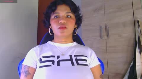 Snapshot of alessia_temptation chatting on 05-01-26, 05:56 alessia_temptation online show from 05-01-26, 05:56