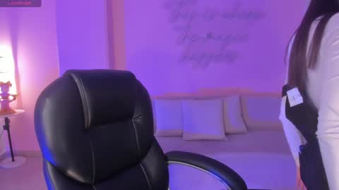 Alessia  online show from 12-23-24, 08:25