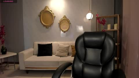 Alessia  online show from 09-23-25, 07:17