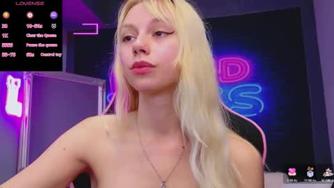 alessiacroft online show from 10-13-25, 04:45