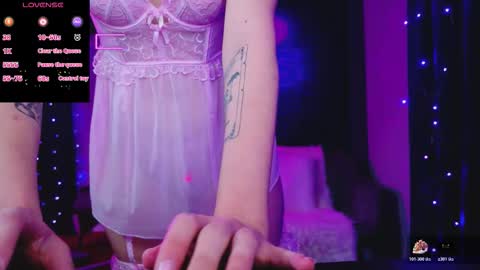 alessiacroft online show from 12-23-25, 05:16