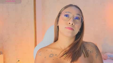 Alessia online show from 12-17-25, 03:01